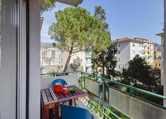 Διαμέρισμα 2 Bedroom Cozy In