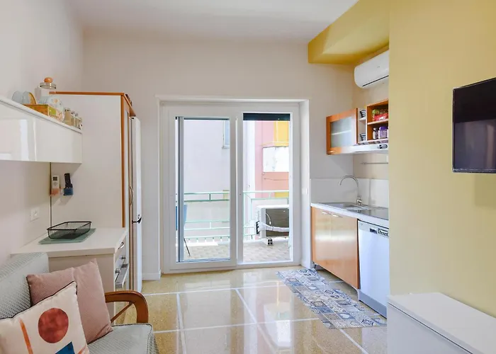 2 Bedroom Cozy In 아파트 라팔로